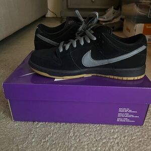 Nike Dunk Low SB ‘Fog colorway size US 9.5